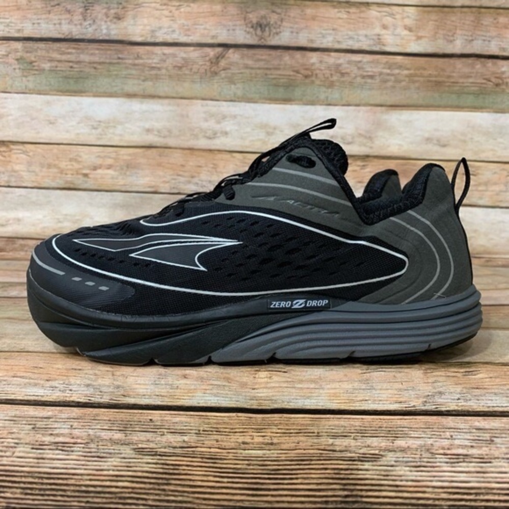 Altra Torin 3.5 women's running shoes sz 8, fits like 7.5